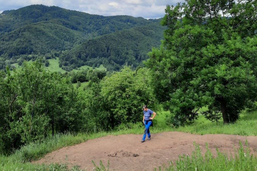 Ewige Flamme bei Lopătari – Methangas-Phänomen in Rumänien