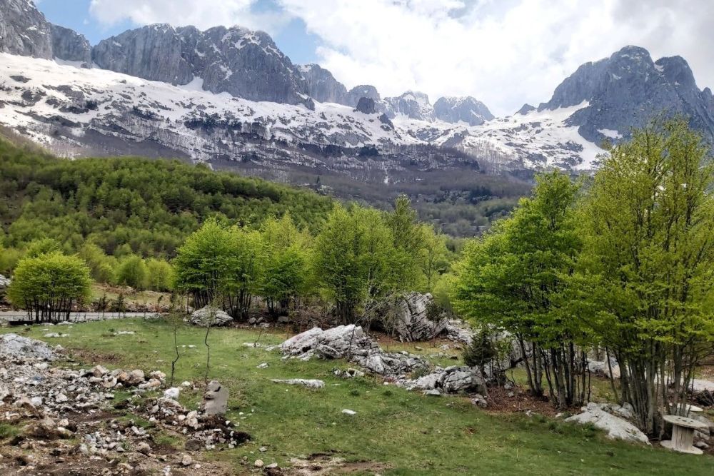 Blick auf die Berge Albaniens während unseres Wohnmobil-Roadtrips