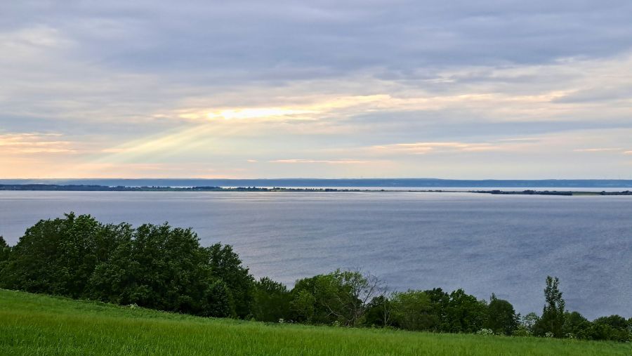 Blick über den Vätternsee bei Uppgränna auf der Wohnmobilreise durch Schweden.
