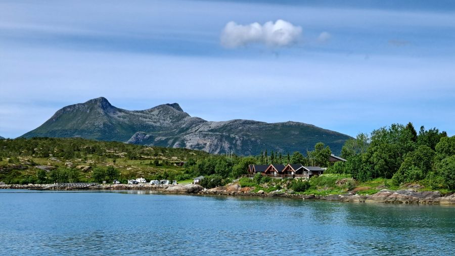 Campingplatz Furøy von der Fähre nach Ågskardet