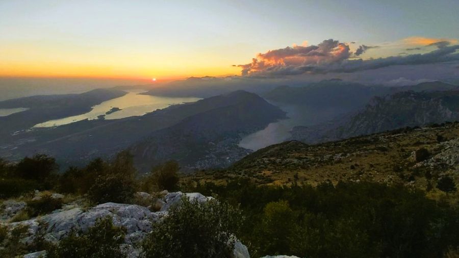 Von Rijeka Crnojevića durch das Lovćen-Massiv nach Kotor in Montenegro