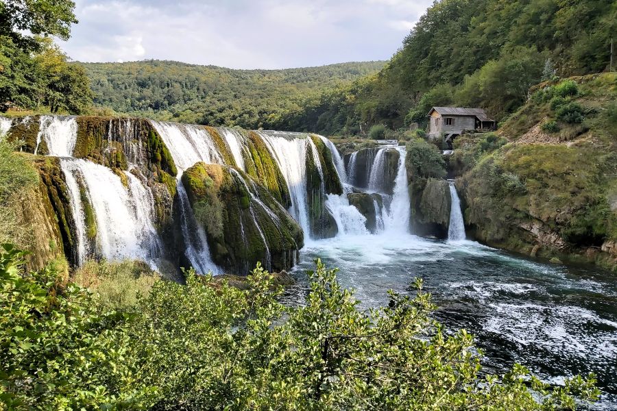 Mehrstufiger Štrbački buk im Nationalpark Una