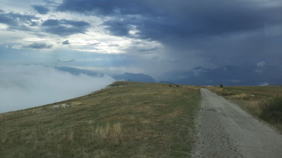 Panoramastraße durch die karge Landschaft des Durmitor