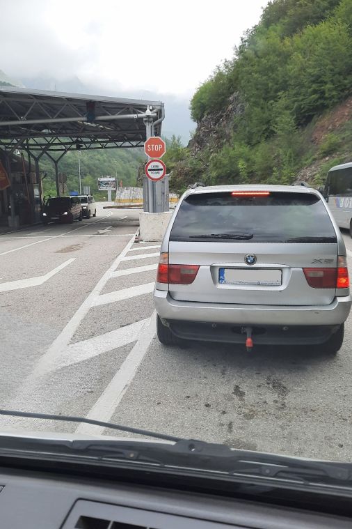 Grenzstation zwischen Montenegro und Bosnien und Herzegowina