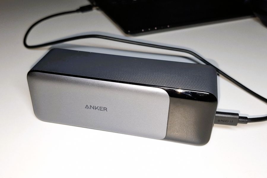 Powerbank-Anker-Wohnmobil-900x600 Anker Powerbank mit Ladekabel – Strom für unterwegs, praktisches Geschenk für Camper
